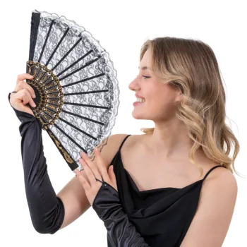 Juoda nėriniuota vėduoklė